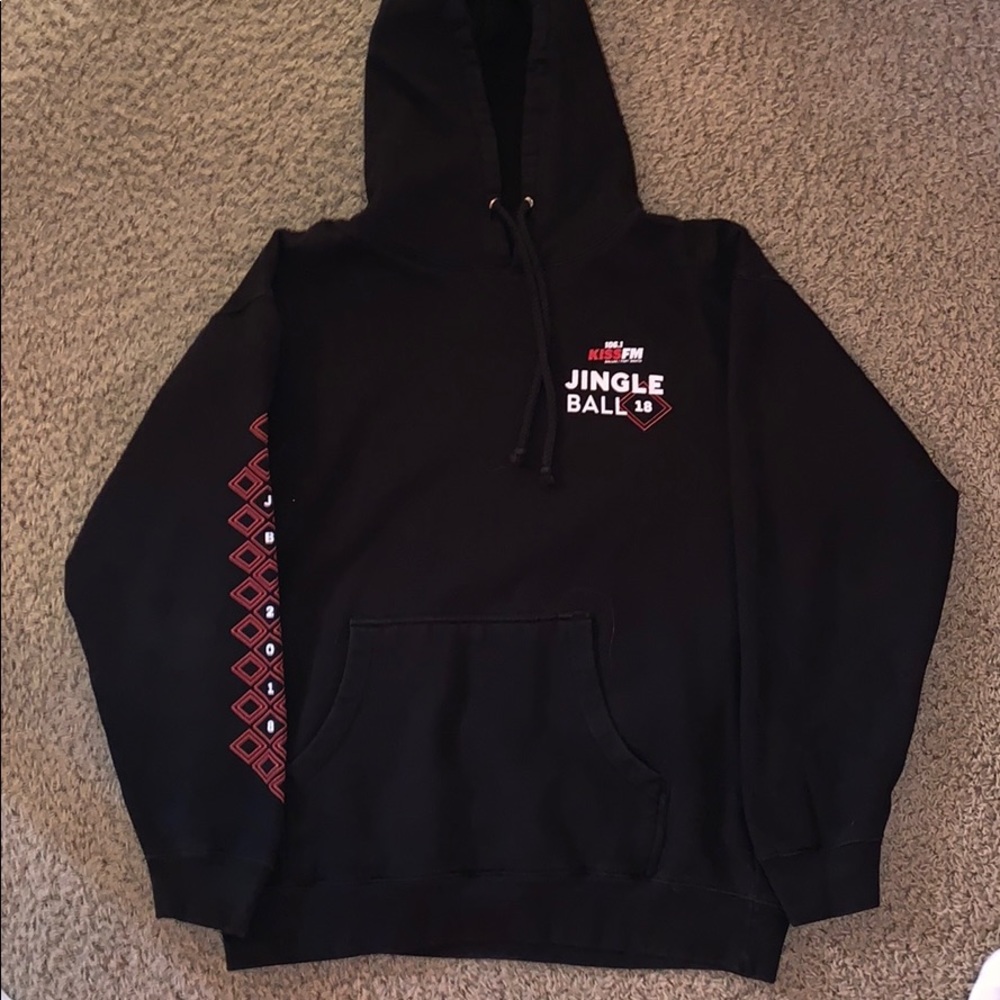 men’s black jingle ball sweatshirt